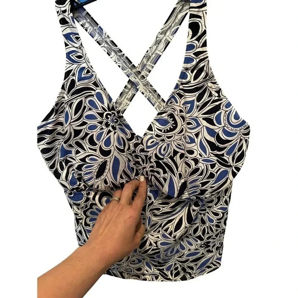 Lands'End Women's Multicolor V-Neck Cross Back Sleeveless Top Size 18DD - Picture 2 of 8